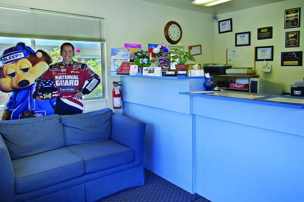  - Travelodge Clearlake