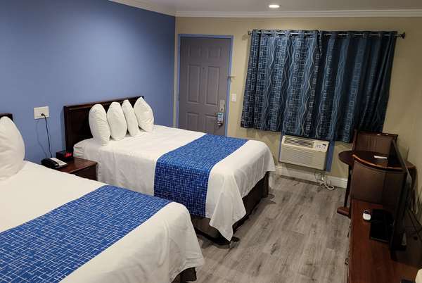  - Travelodge Clearlake