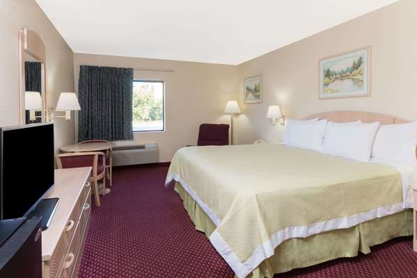  - Days Inn Mt Vernon - I-57 & I-64, Exit 95