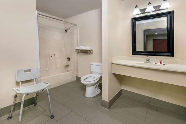  - Super 8 Motel University Austin - I-35, Exit 238A