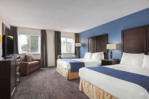  - Days Inn East Kelowna