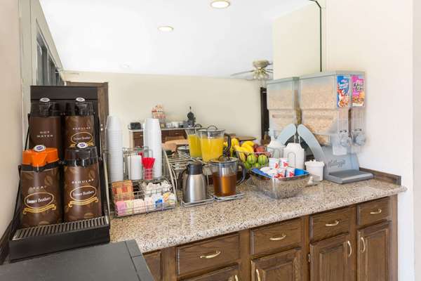  - Super 8 Motel Ocean Springs - I-10, Exit 50