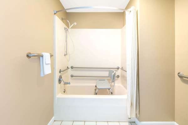  - Super 8 Motel Ocean Springs - I-10, Exit 50