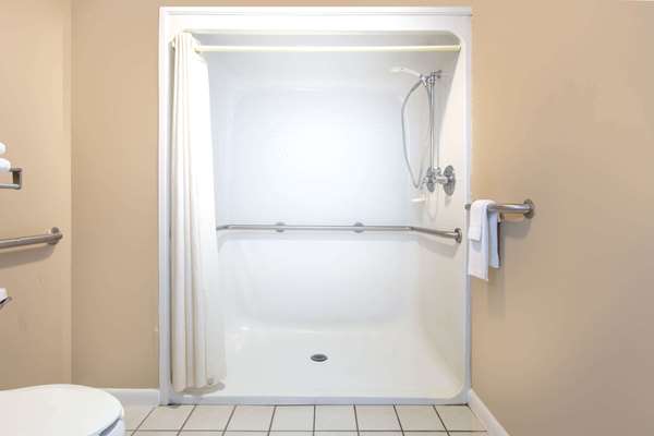  - Super 8 Motel Ocean Springs - I-10, Exit 50