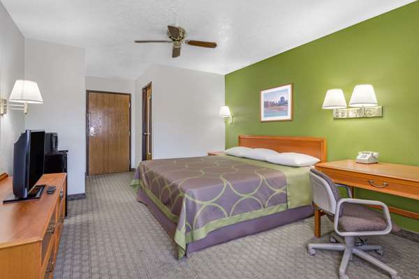  - Super 8 Hotel Price