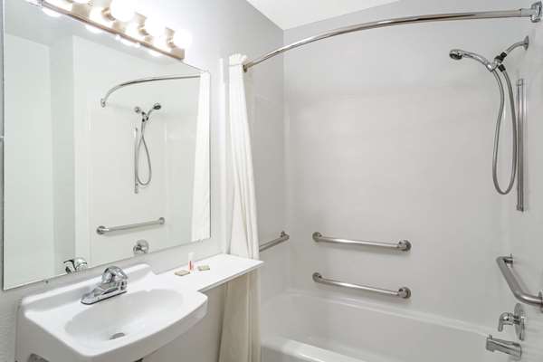  - Super 8 Hotel Price