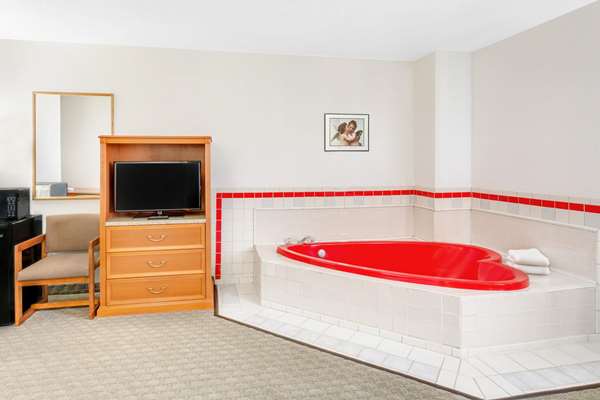  - Super 8 Hotel Price