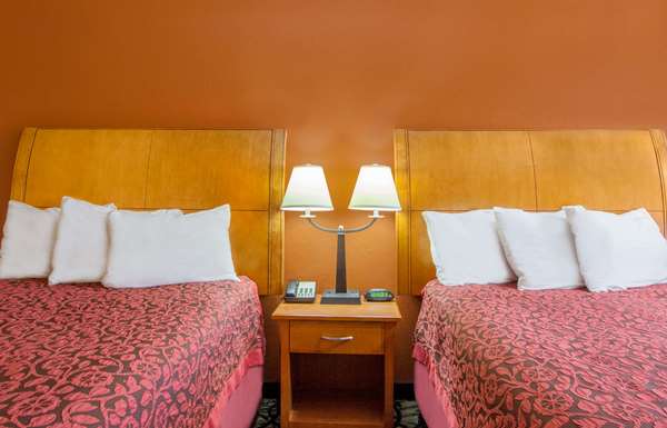  - Days Inn Centerville - I-45, Exit 164