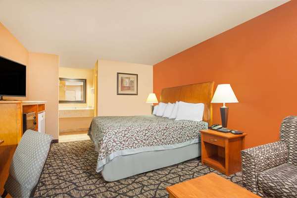  - Days Inn Centerville - I-45, Exit 164