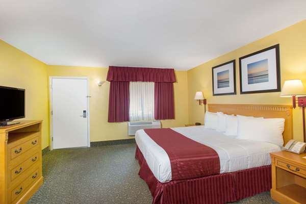  - Days Inn Redwood City