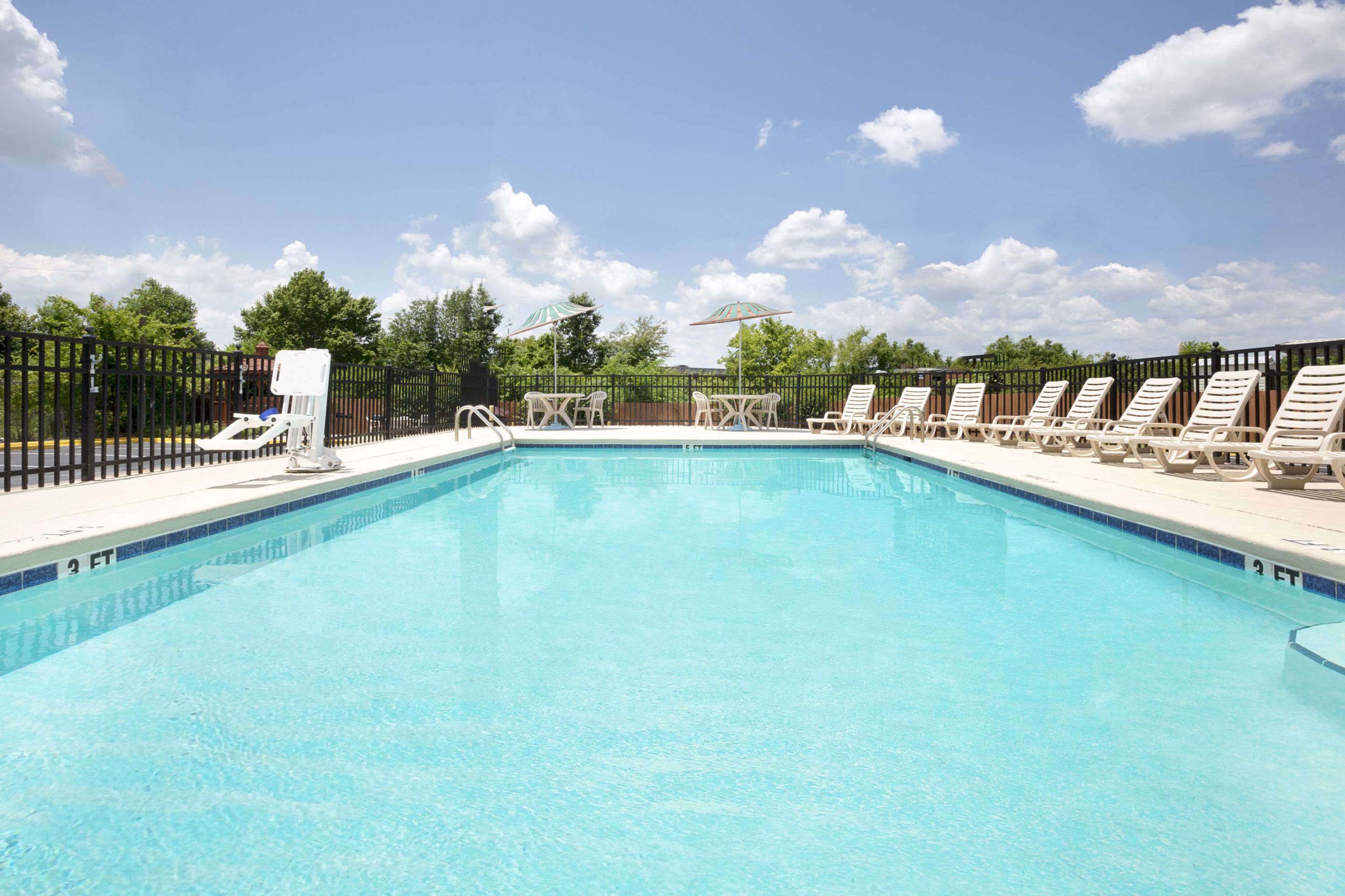 Pool | Days Inn by Wyndham Columbus-North Fort Moore