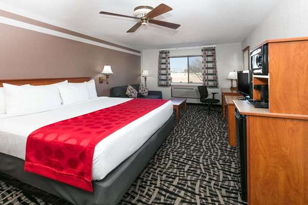  - Ramada Hotel North Airport Oklahoma City