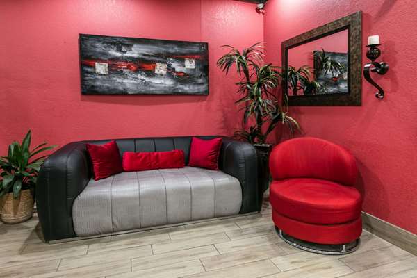  - Ramada Hotel North Airport Oklahoma City