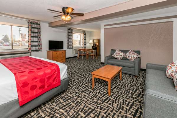  - Ramada Hotel North Airport Oklahoma City