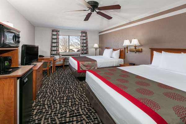  - Ramada Hotel North Airport Oklahoma City
