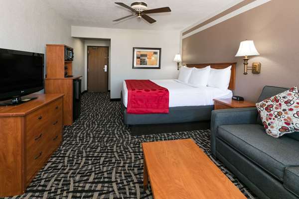  - Ramada Hotel North Airport Oklahoma City