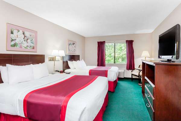  - Ramada Limited Hotel Tell City