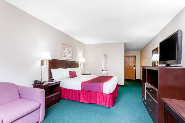  - Ramada Limited Hotel Tell City