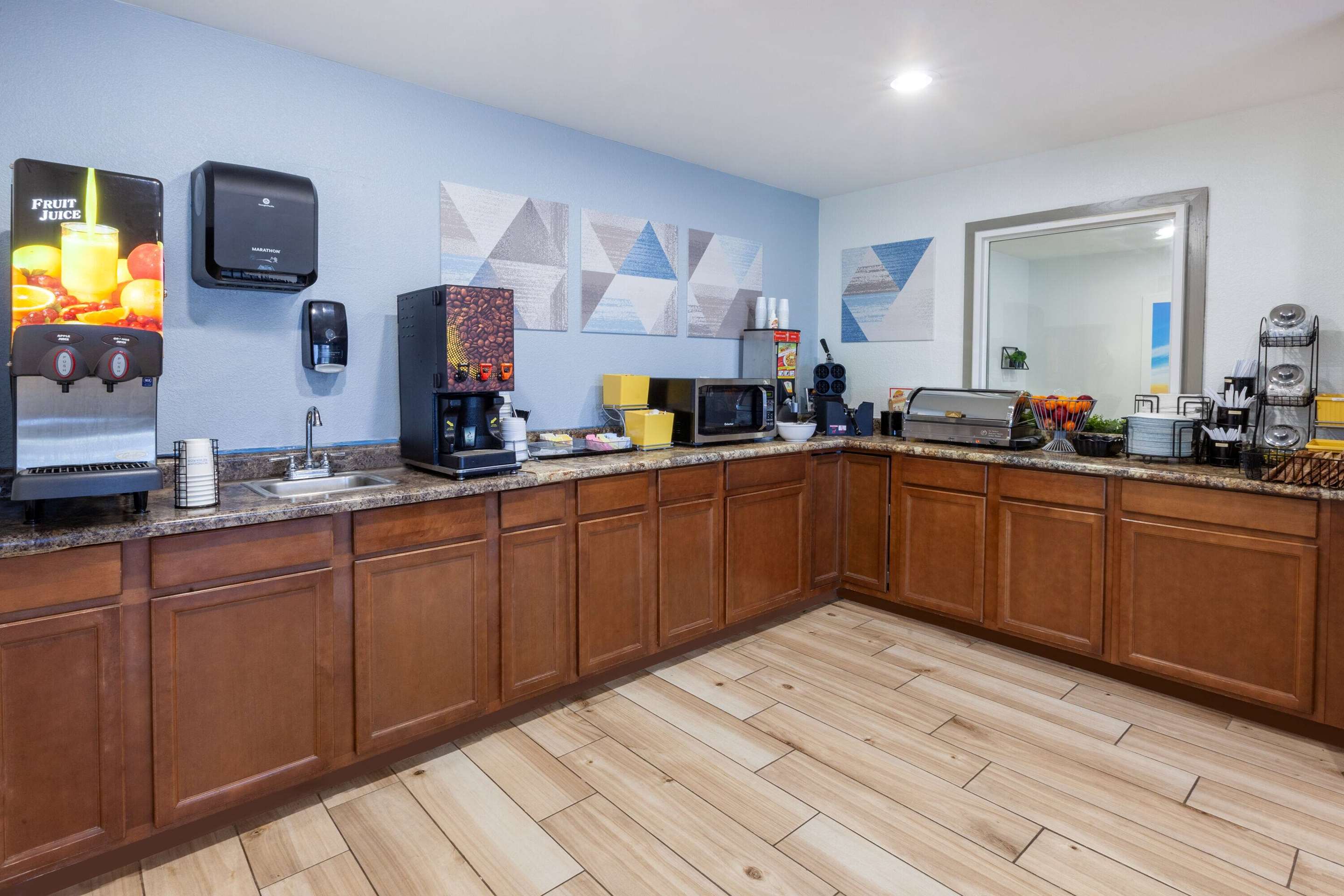 Property amenity | Days Inn by Wyndham Racine/Sturtevant