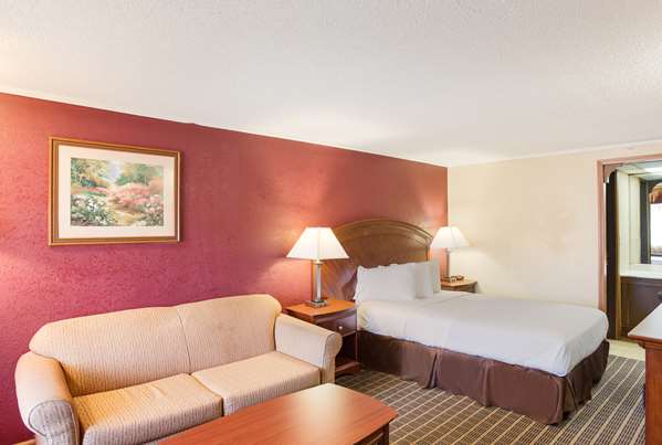  - Knights Inn Ashland