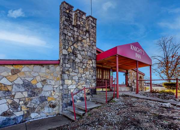 Exterior view - Knights Inn Ashland