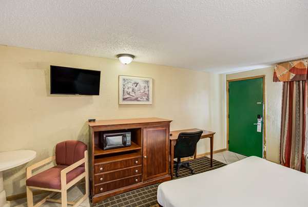  - Knights Inn Ashland