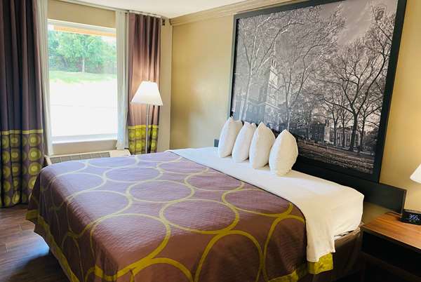  - Super 8 Motel Danville