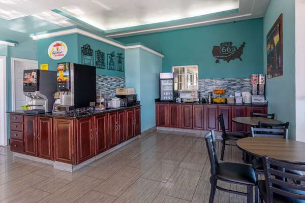  - Super 8 Motel West Flagstaff