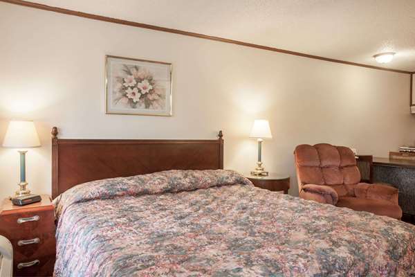  - Knights Inn Greensburg