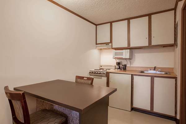  - Knights Inn Greensburg