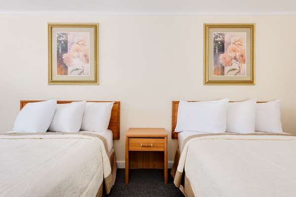  - Knights Inn Macedonia - I-271, Exit 18