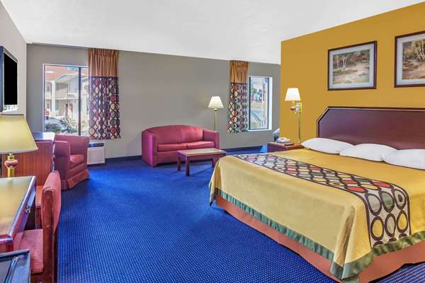  - Super 8 Hotel South Morristown - I-81, Exit 8