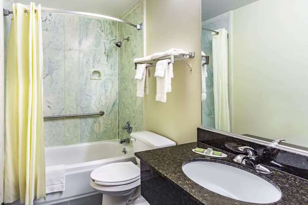  - Super 8 Hotel South Morristown - I-81, Exit 8