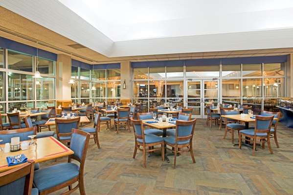 Restaurant - 41 Lakefront Hotel Geneva