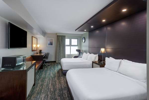  - 41 Lakefront Hotel Geneva