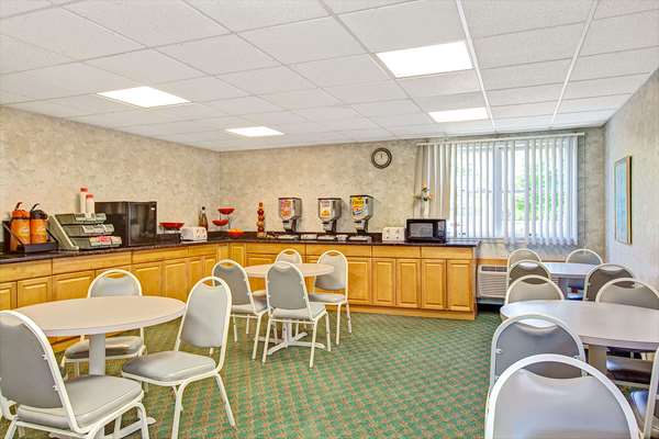  - Ramada Hotel Parsippany - I-80, Exit 45 & 47