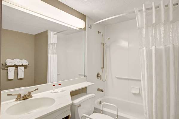  - Ramada Hotel Parsippany - I-80, Exit 45 & 47