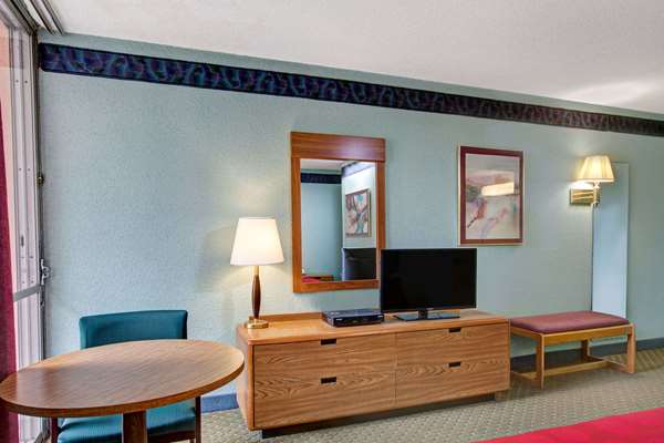  - Ramada Hotel Parsippany - I-80, Exit 45 & 47