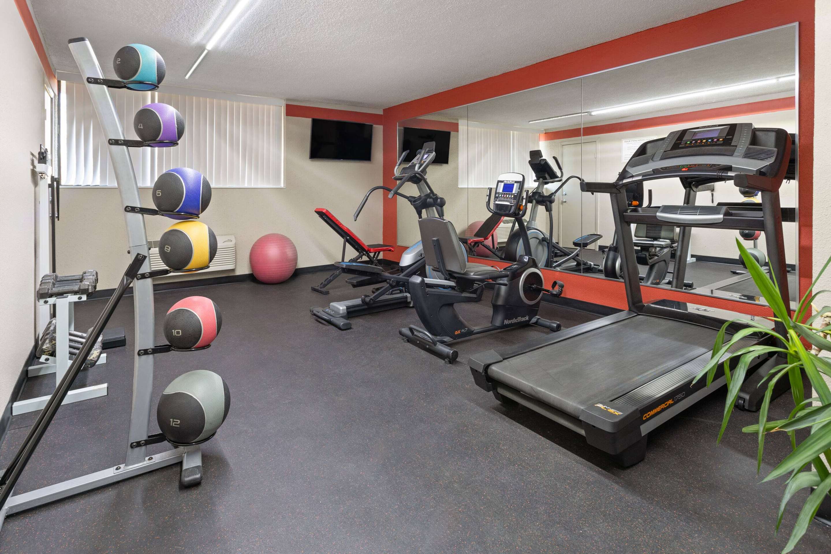 Health club fitness center gym | Ramada by Wyndham Parsippany