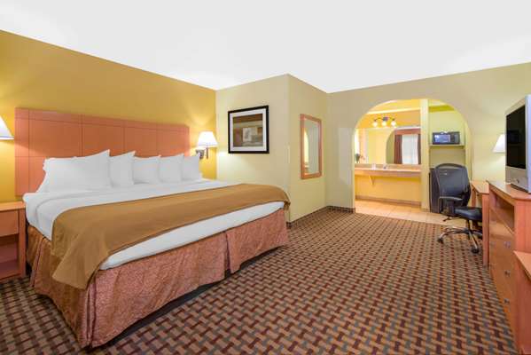  - Days Inn South Lubbock