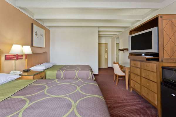  - Super 8 Motel Melbourne