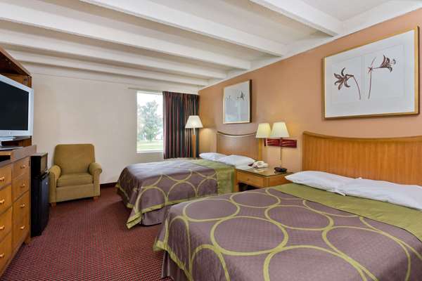  - Super 8 Motel Melbourne