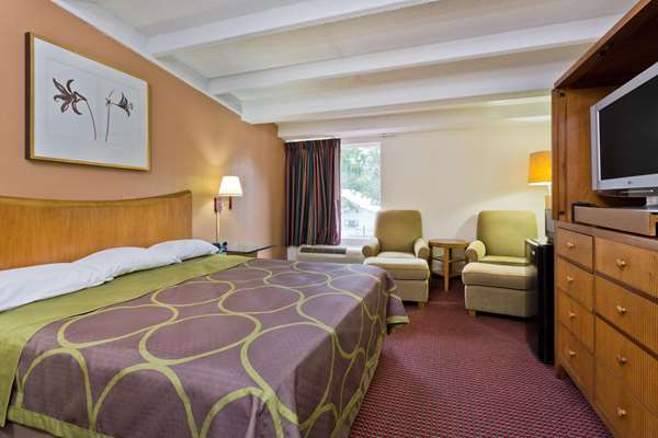  - Super 8 Motel Melbourne