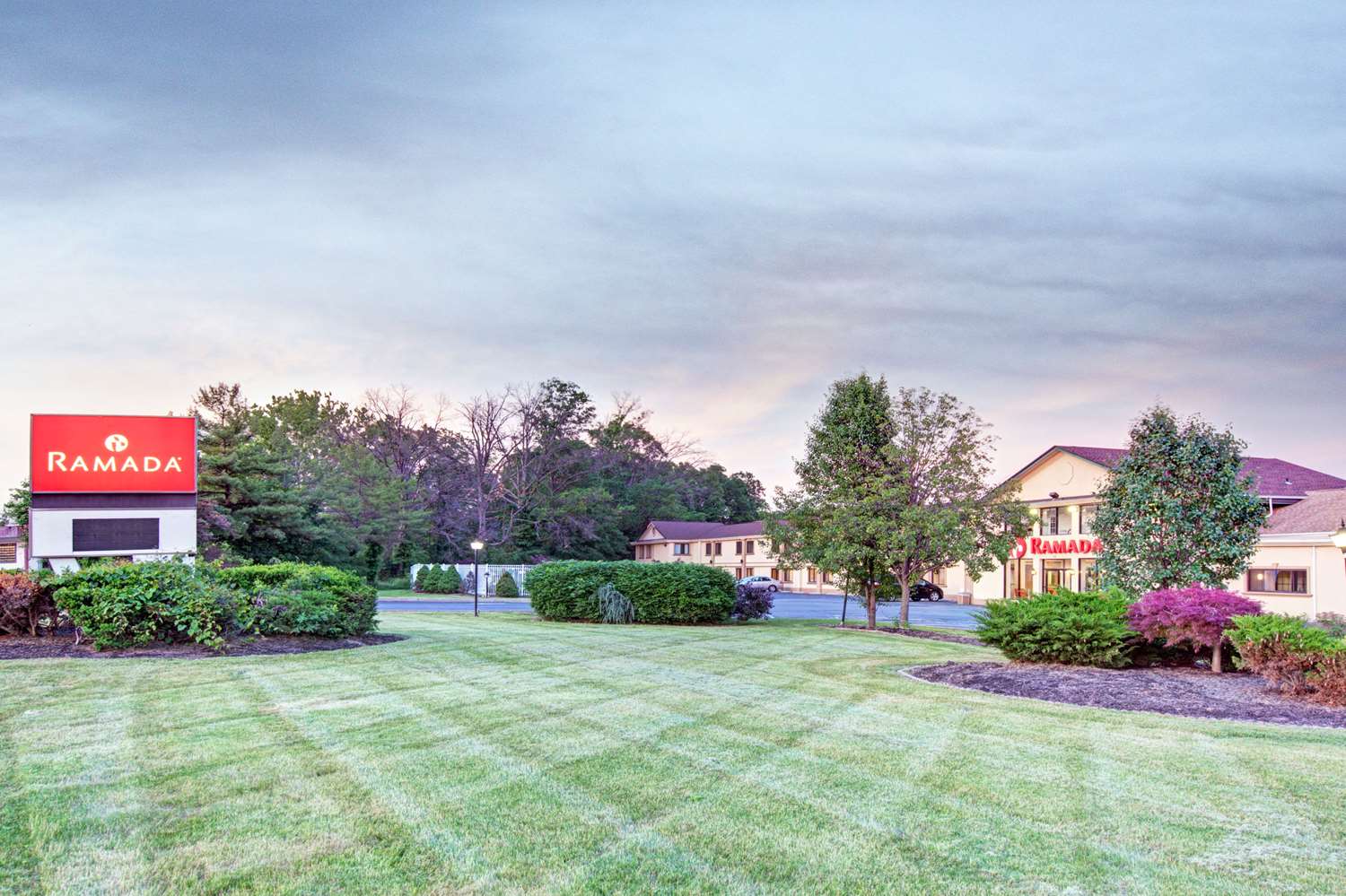 Ramada Inn Flemington, NJ See Discounts