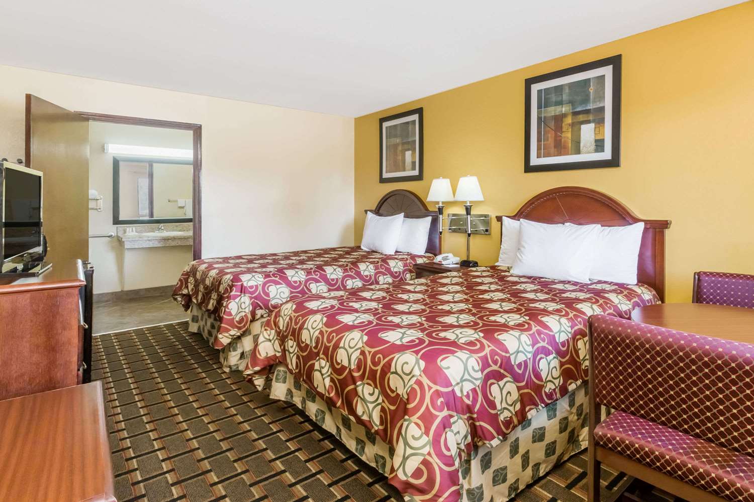 Days Inn Blakely, GA See Discounts