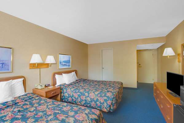  - Days Inn Auburn