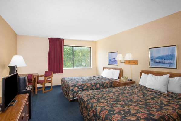  - Days Inn Auburn