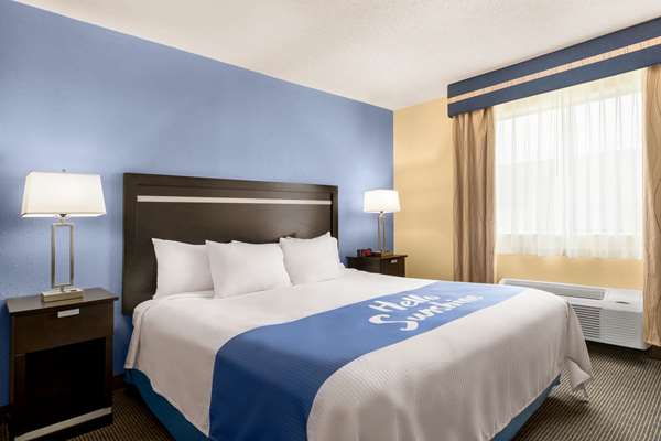  - Days Inn Auburn
