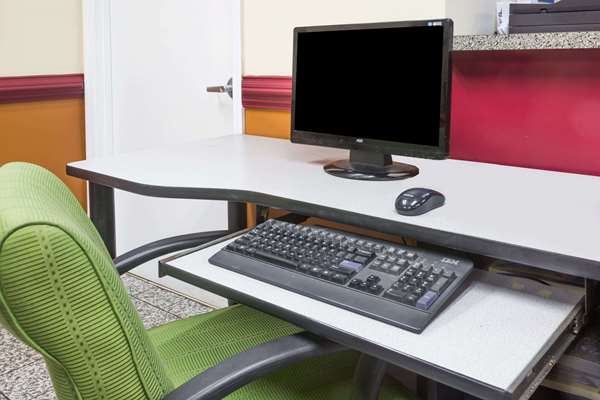 Conference Area - Days Inn & Suites Norcross