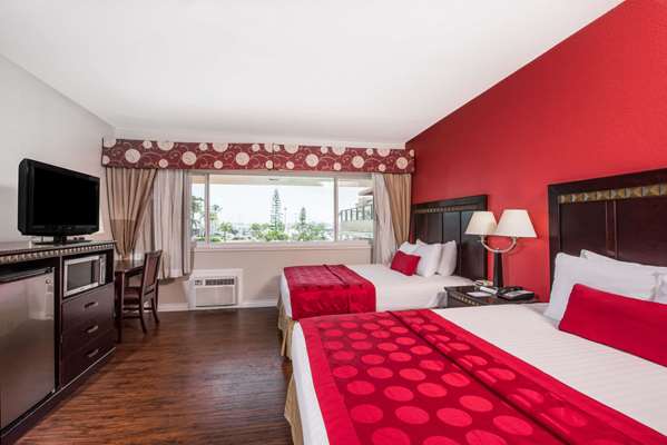  - Ramada Inn Airport San Diego